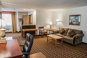 Clarion Hotel & Conference Center