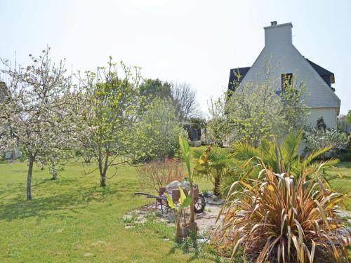 Three-bedroom Apartment 0 In Concarneau