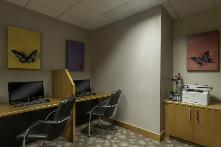 Hotel Express By Holiday Inn Dublin Airport