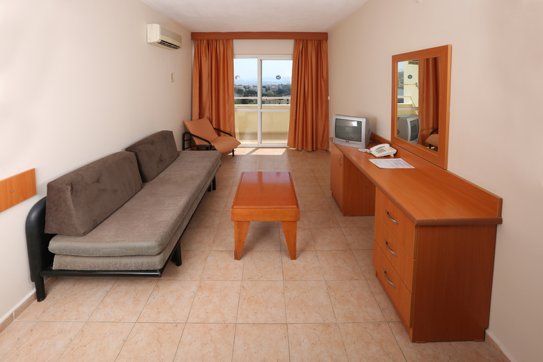 Tuntas Apart Hotel Kusadasi