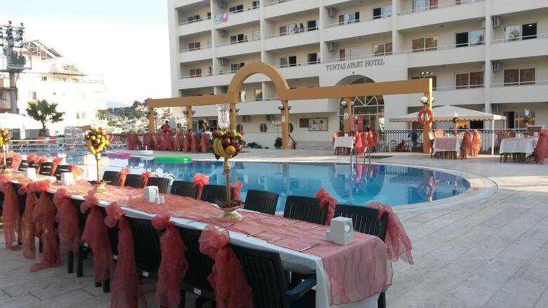 Tuntas Apart Hotel Kusadasi