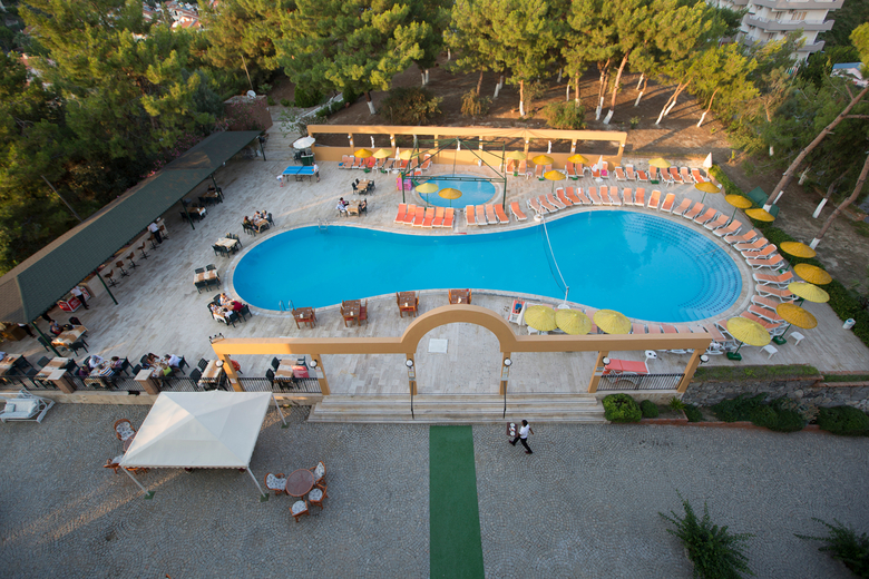 Tuntas Apart Hotel Kusadasi