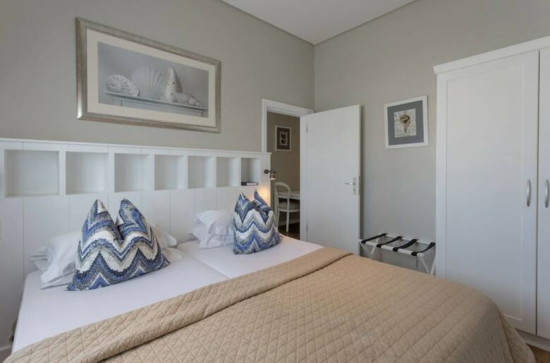Bed & Breakfast Oyster Box Guesthouse