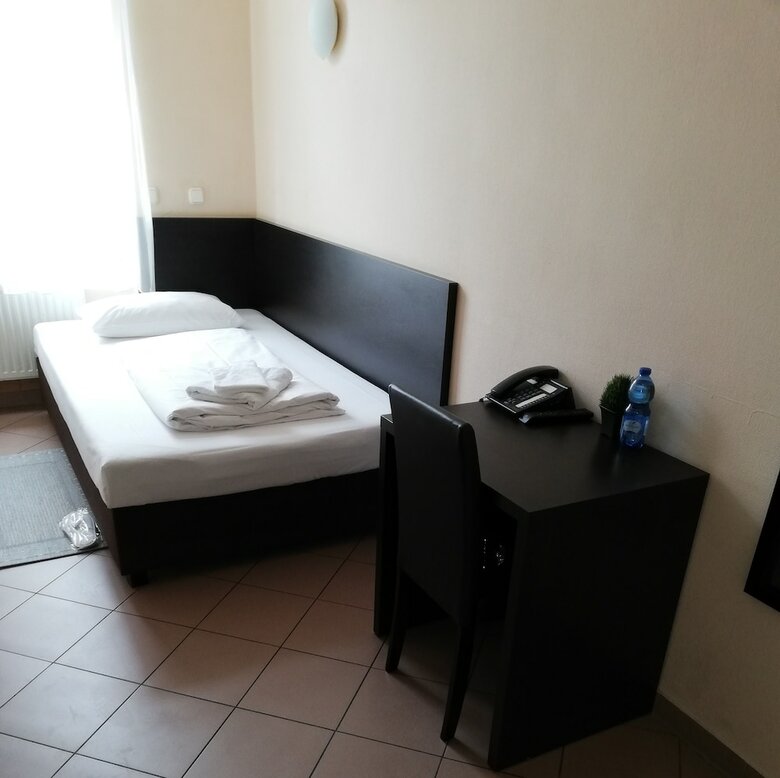 Angel Hotel