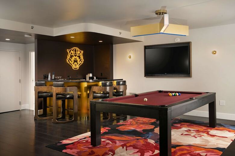 Virgin Hotels Las Vegas, Curio Collection By Hilton