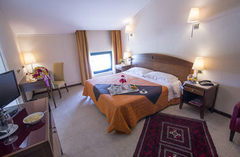 Grand Hotel Tenuta Lupo'