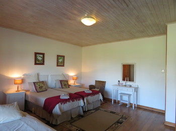 Bed & Breakfast Mentors Country Estate