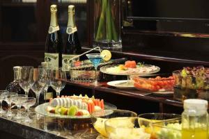 Hotel Super House International