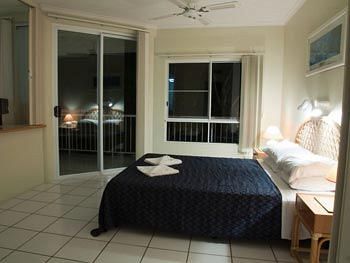 Hotel Golden Sands Beachfront Resort