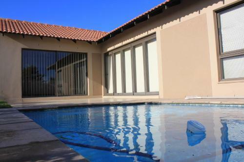 Golf Paradise Holiday Home