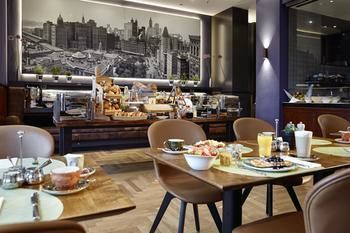 Lindner Hotel & Residence Main Plaza