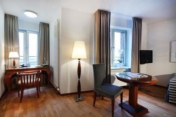 Lindner Hotel & Residence Main Plaza