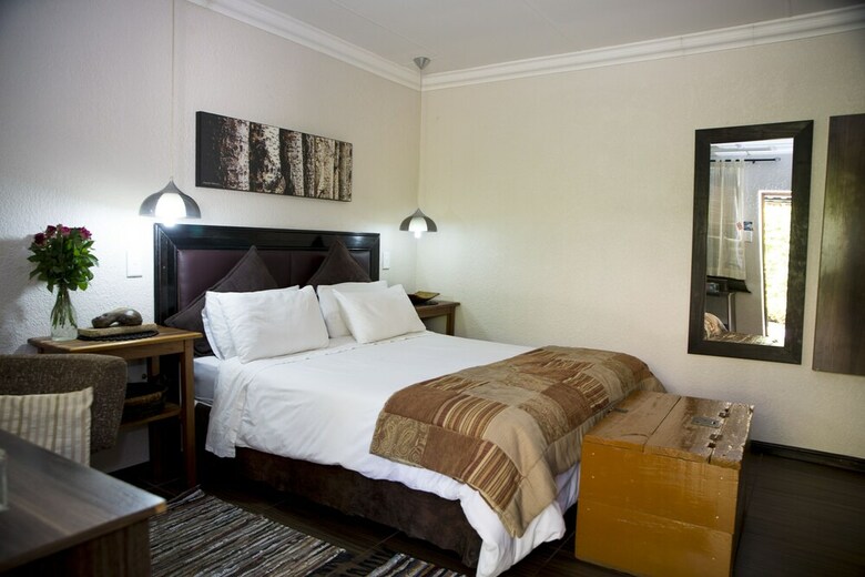 Hostal Ons Dorpshuis Guesthouse
