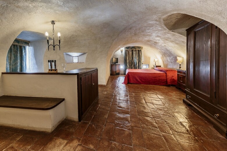 Castello Orsini Hotel