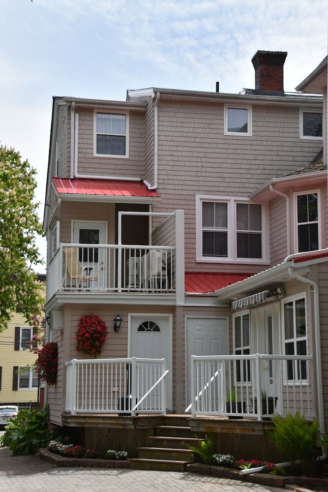 Bed & Breakfast The Harbour House