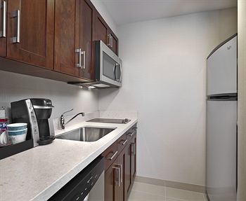Hotel Homewood Suites By Hilton Halifax-downtown