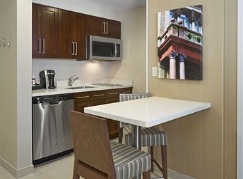 Hotel Homewood Suites By Hilton Halifax-downtown