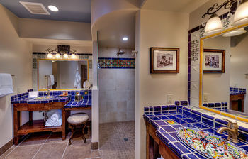 Hotel Hacienda Del Sol Ranch Resort