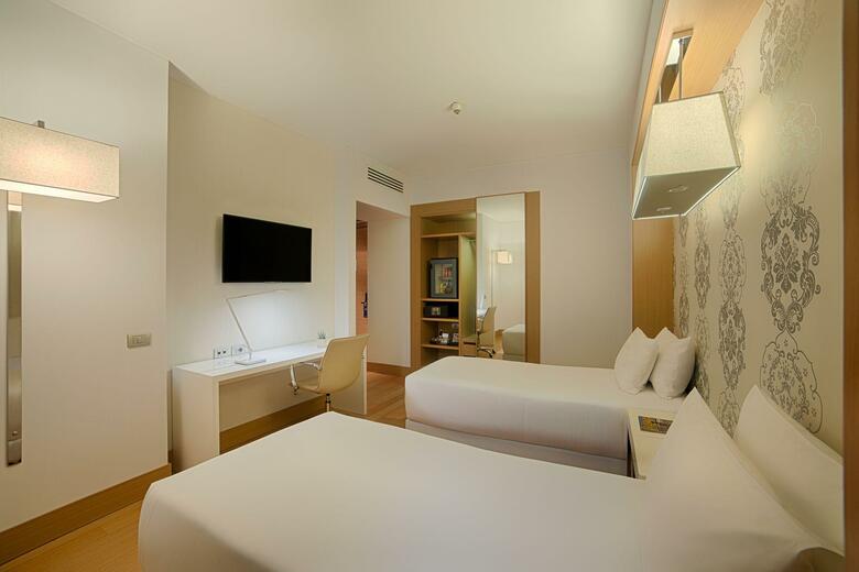 Hotel NH Milano Touring