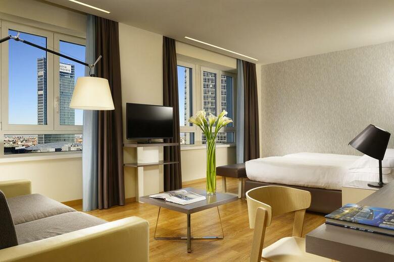 Hotel UNA Century