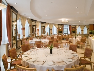 Hotel UNA Scandinavia