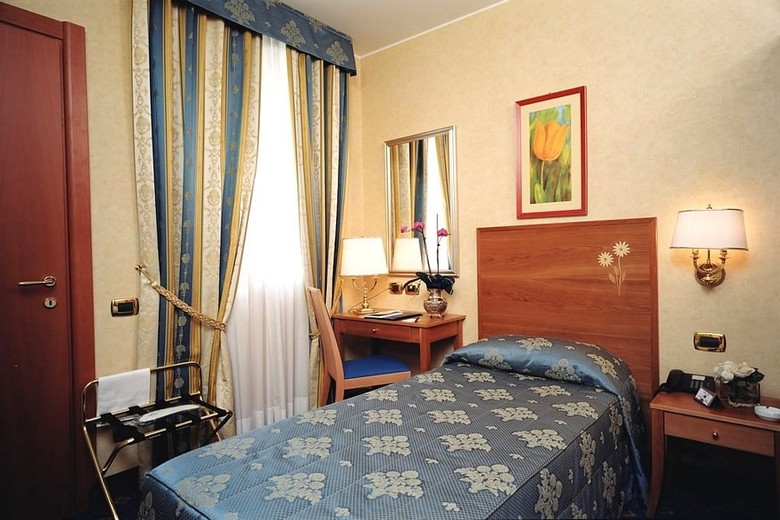 Hotel UNA Scandinavia