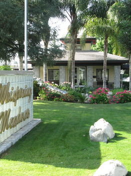 Whispering Meadows Apartments