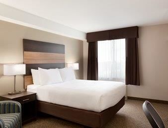 Hotel Days Inn And Suites Lindsay