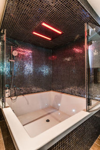Olux Hotel Motel & Suites