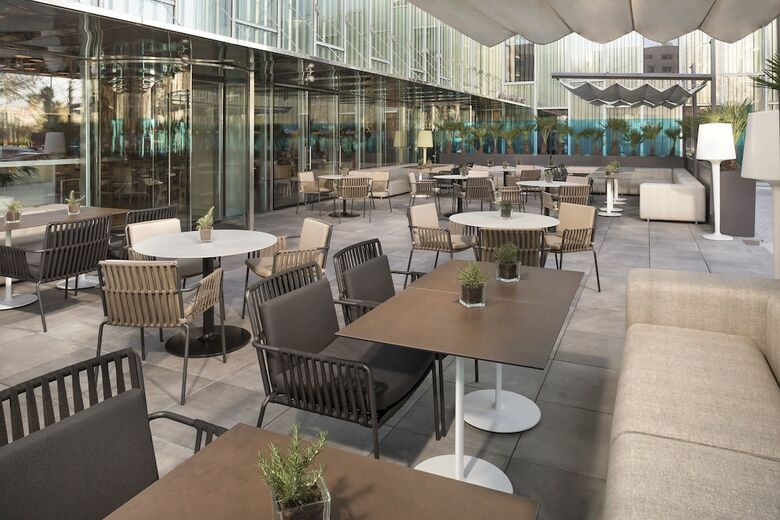 Hotel Meli� Barcelona Sky
