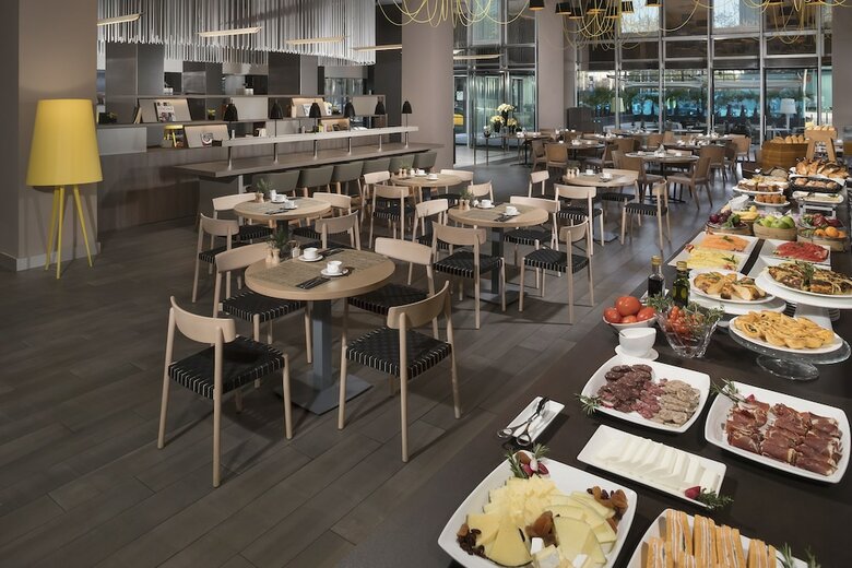 Hotel Meli� Barcelona Sky