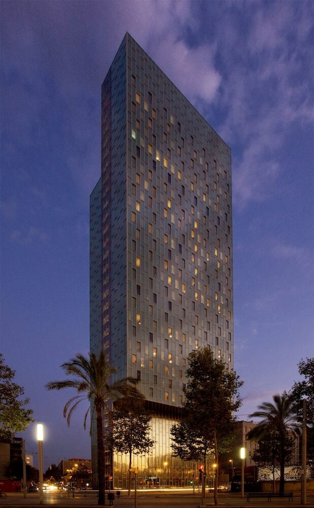 Hotel Meli� Barcelona Sky