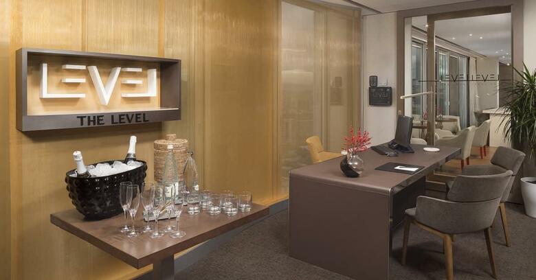 Hotel Meli� Barcelona Sky