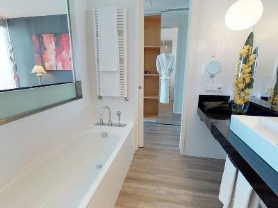 Hotel Meli� Barcelona Sky