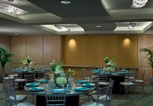 Hotel Pier South Resort, Autograph Collection