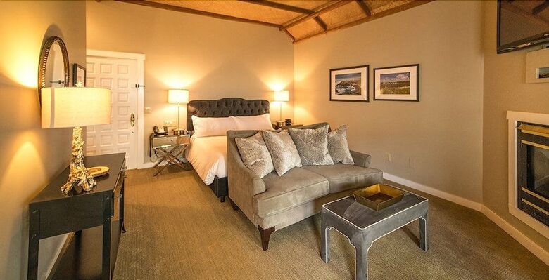 Bed & Breakfast Maccallum House Inn