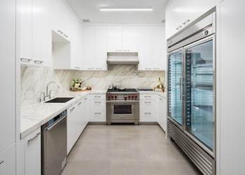 Apartamentos Level Furnished Living