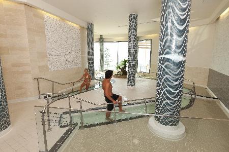 Hotel Sparkling Hill Resort
