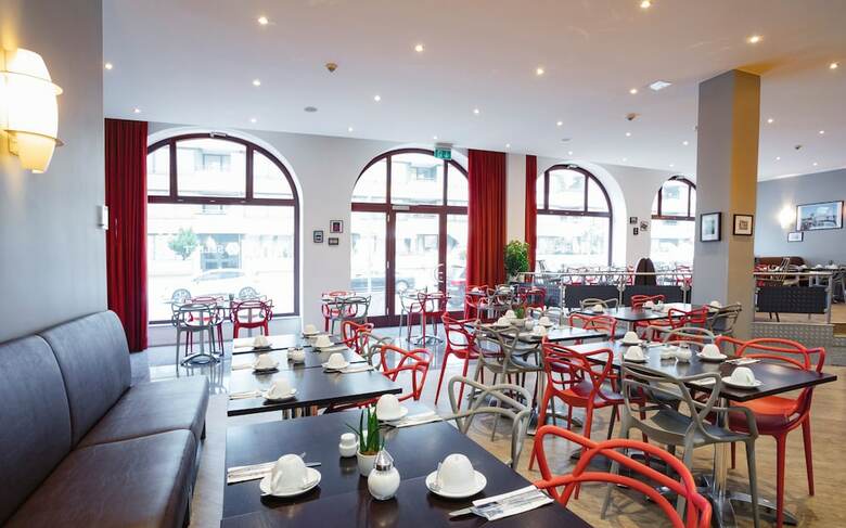 Select Hotel Berlin Checkpoint Charlie