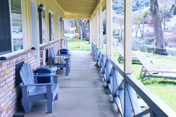The Lodge At Blue Lakes