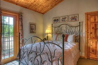 Bed & Breakfast Wild Horse Inn