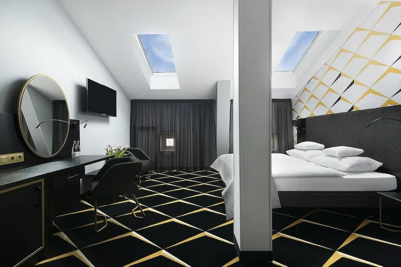 Ibb Grand Hotel Lublinianka