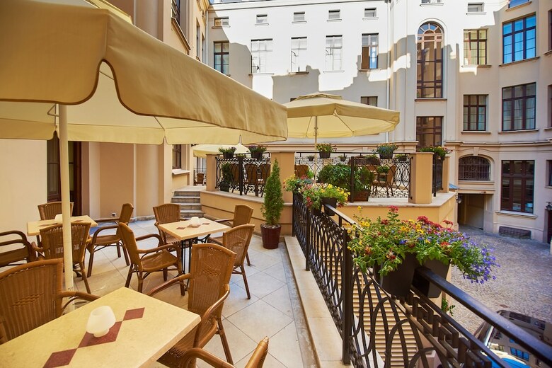 Ibb Grand Hotel Lublinianka