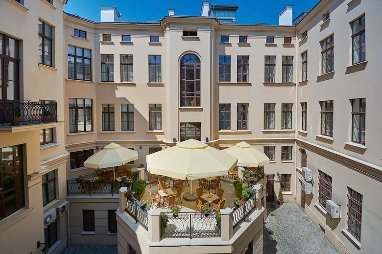 Ibb Grand Hotel Lublinianka