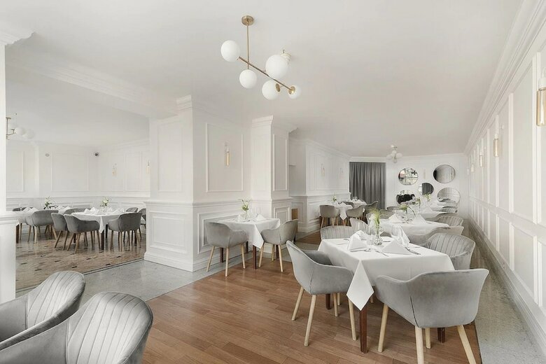 Ibb Grand Hotel Lublinianka