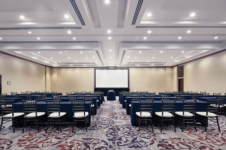 Sheraton Ambassador Monterrey Hotel