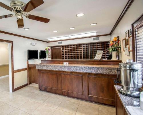 Hotel Suburban Extended Stay