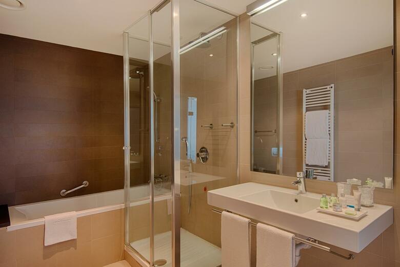 Hotel NH Savona Darsena