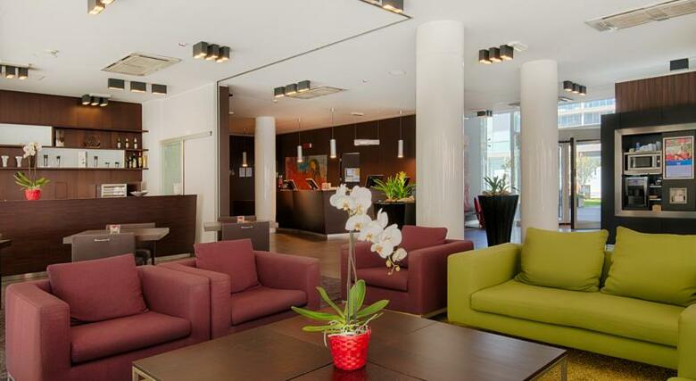 Hotel NH Savona Darsena
