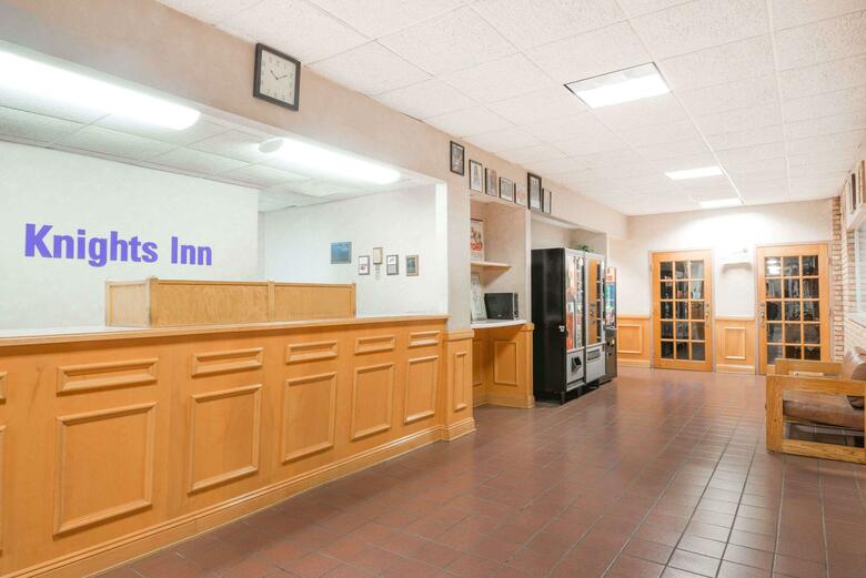 Hotel Knights Inn - Wabash